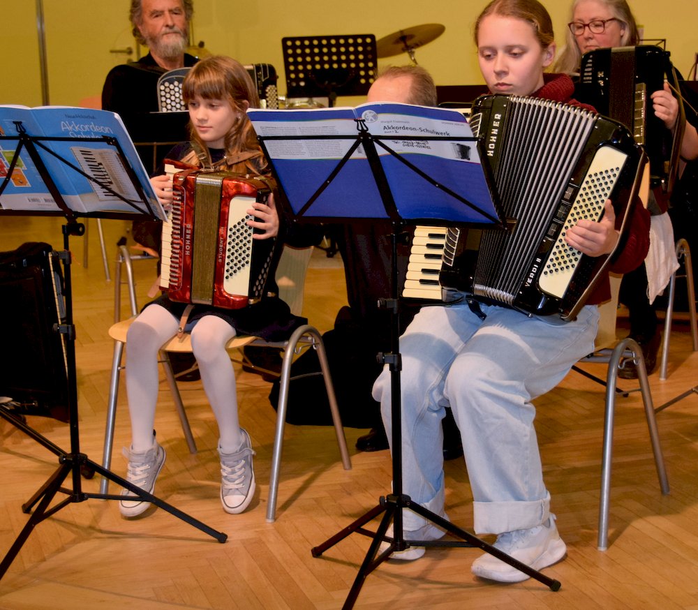 Emma Reiser,Luise Kimmig